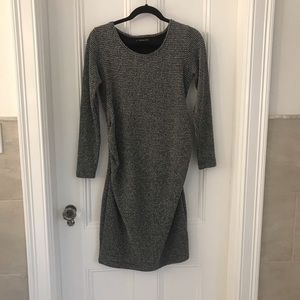 Imanimo maternity dress.